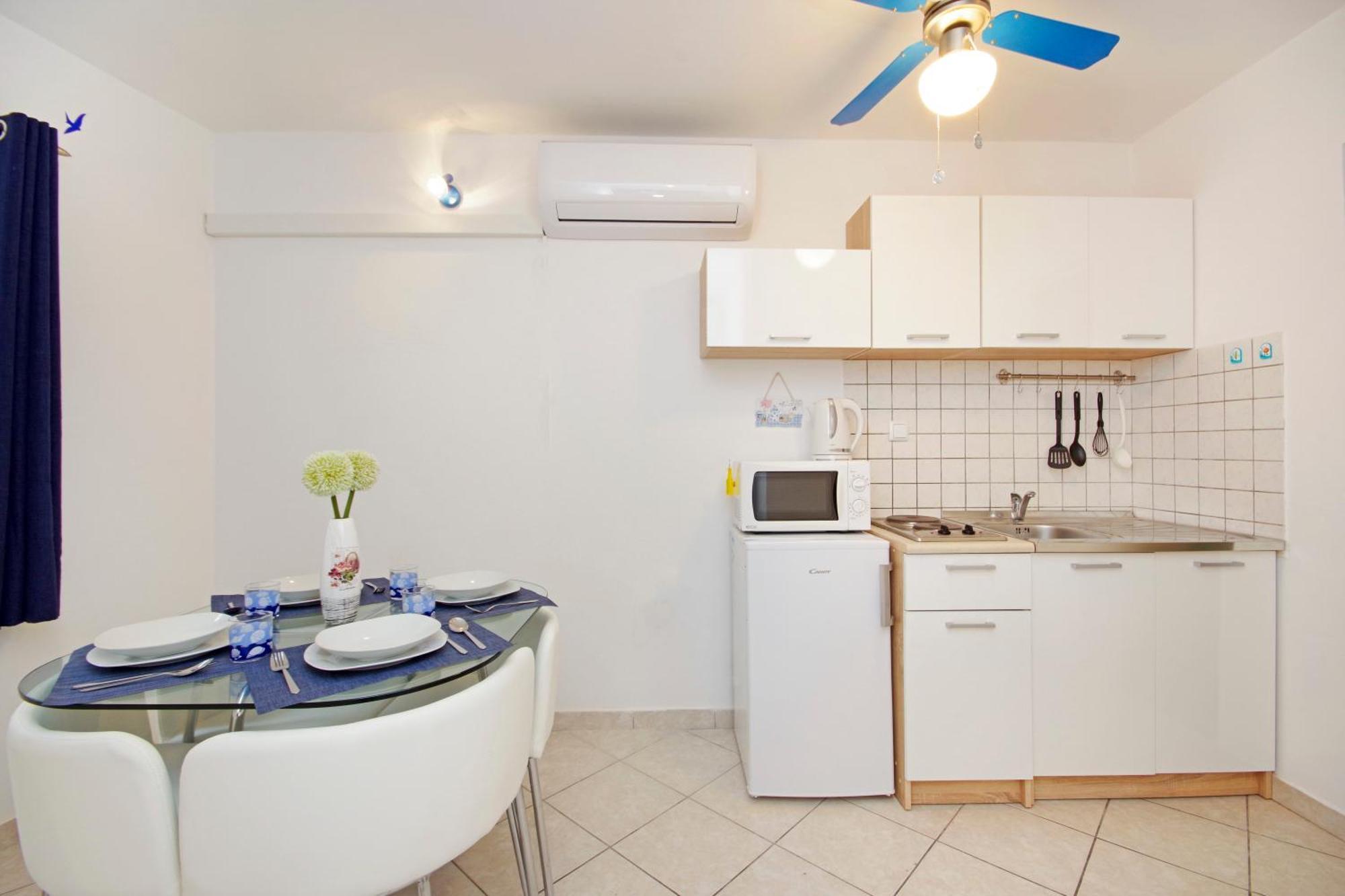 Zal Apartment Betina  Luaran gambar