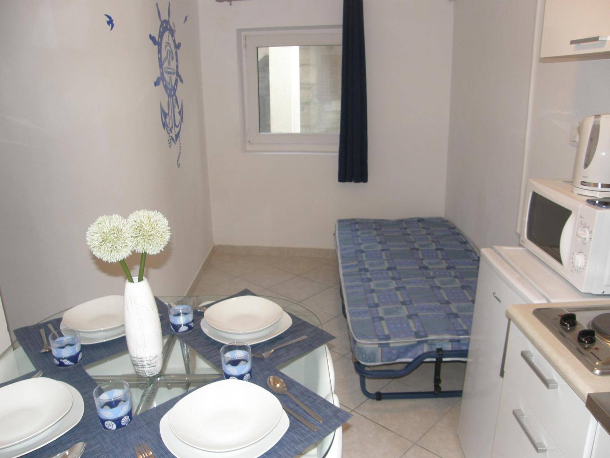 Zal Apartment Betina  Luaran gambar