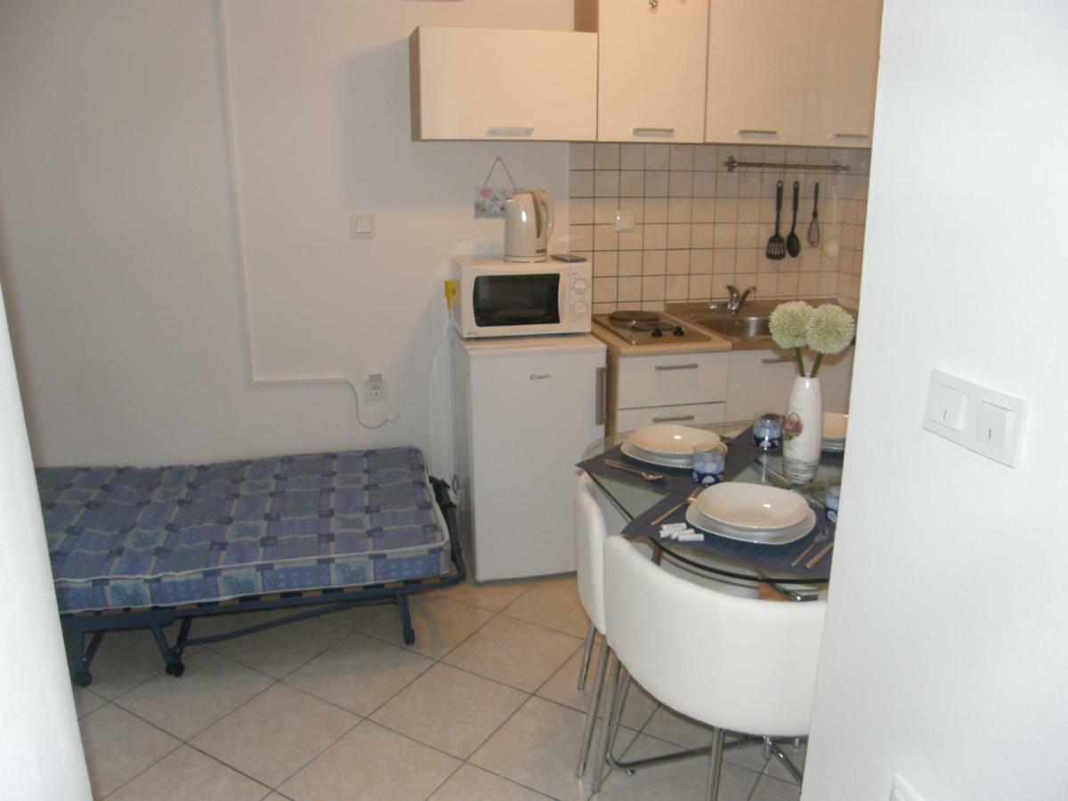 Zal Apartment Betina  Luaran gambar
